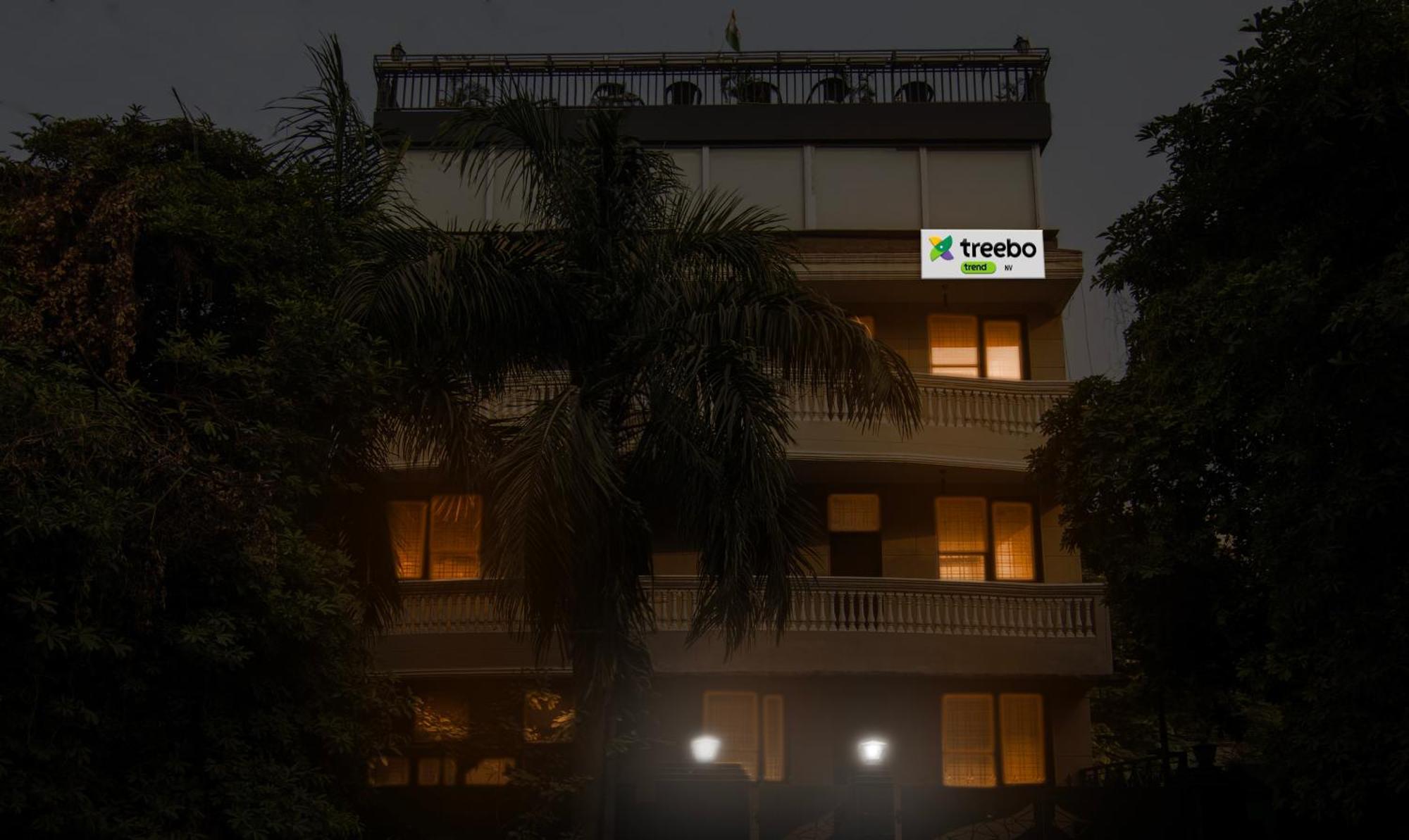 Super Townhouse Sushant Lok Phase 1 Formerly Hotel Neven غورغاون المظهر الخارجي الصورة